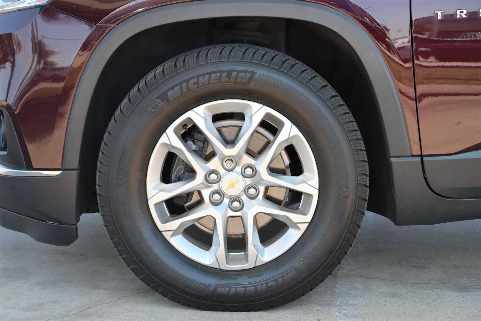 Thumbnail: 2019 Chevrolet Traverse - 8