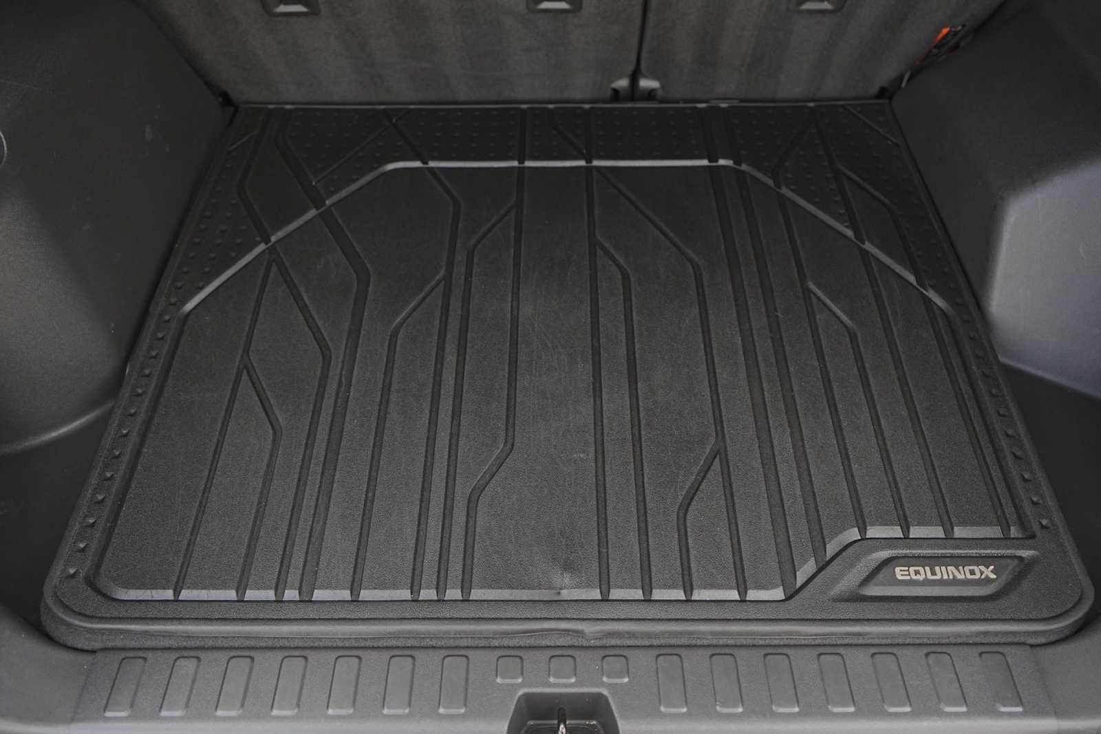 Thumbnail: 2020 Chevrolet Equinox - 27