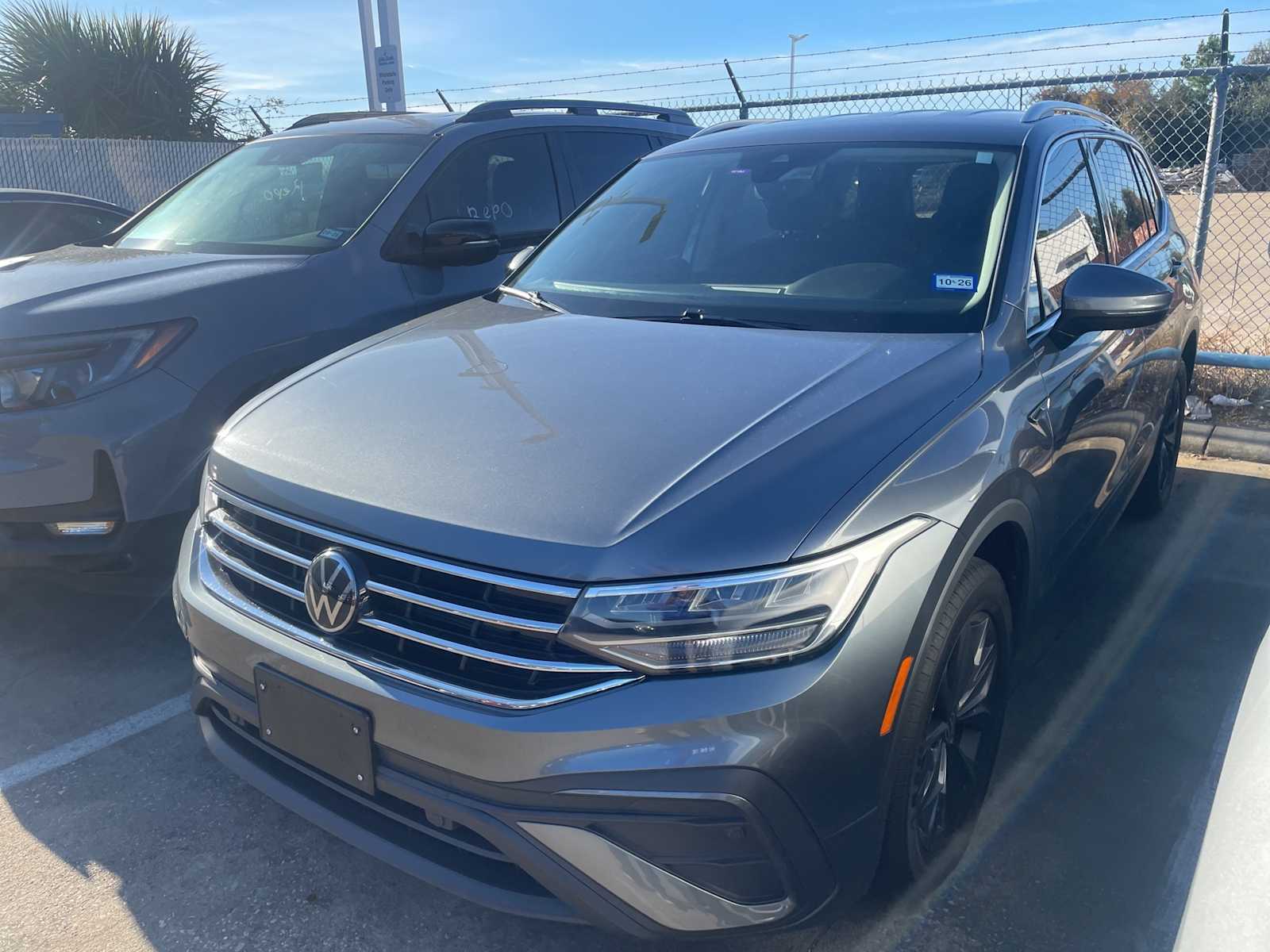 Thumbnail: 2024 Volkswagen Tiguan - 1