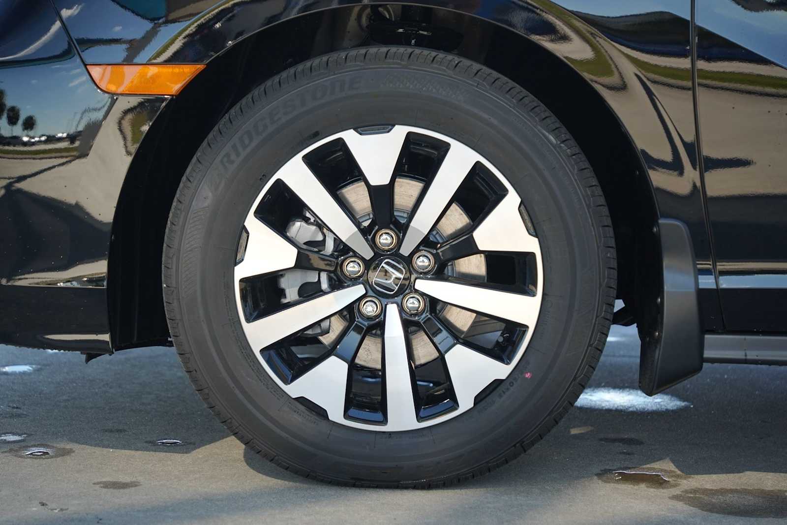 Thumbnail: 2026 Honda Odyssey - 7