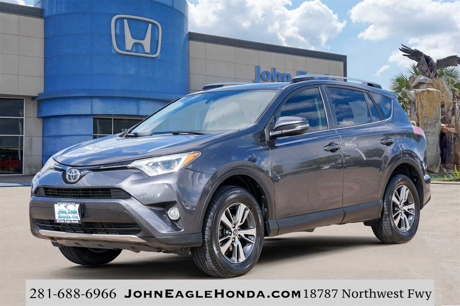 Thumbnail: 2018 Toyota RAV4 - 1