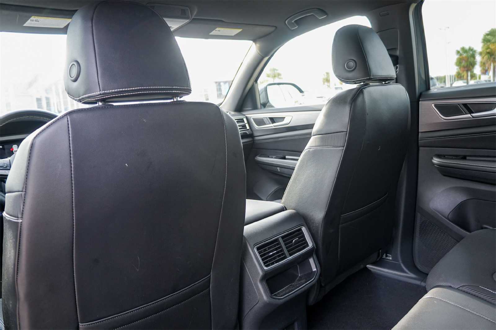 Thumbnail: 2024 Volkswagen Atlas - 11