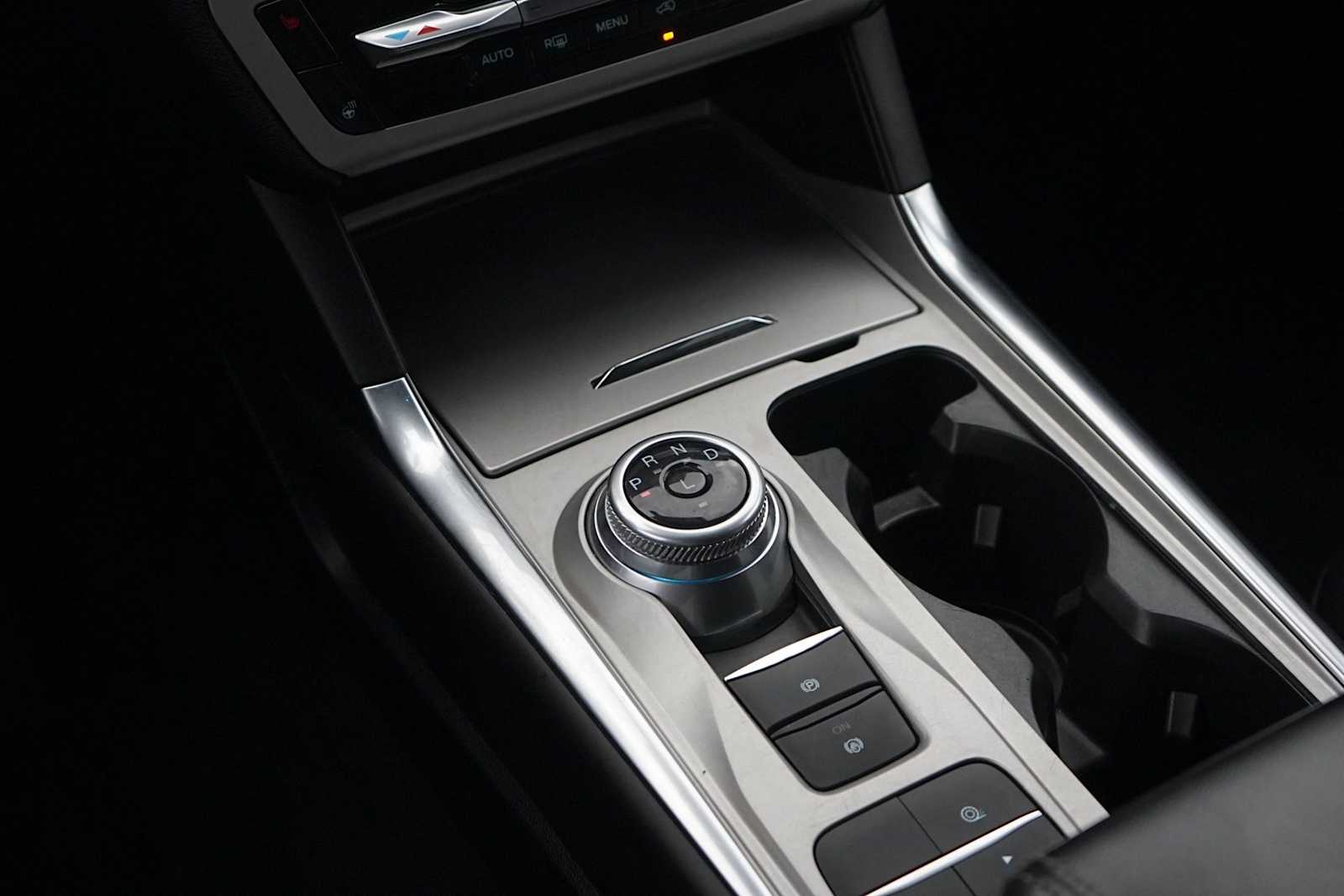 Thumbnail: 2023 Ford Explorer - 20