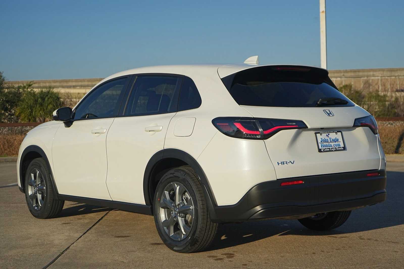 Thumbnail: 2026 Honda HR-V - 4