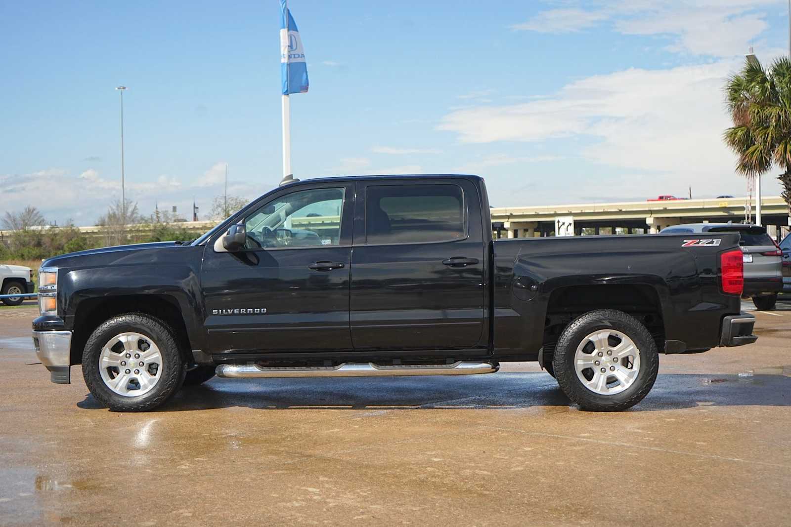 Thumbnail: 2015 Chevrolet Silverado 1500 - 3