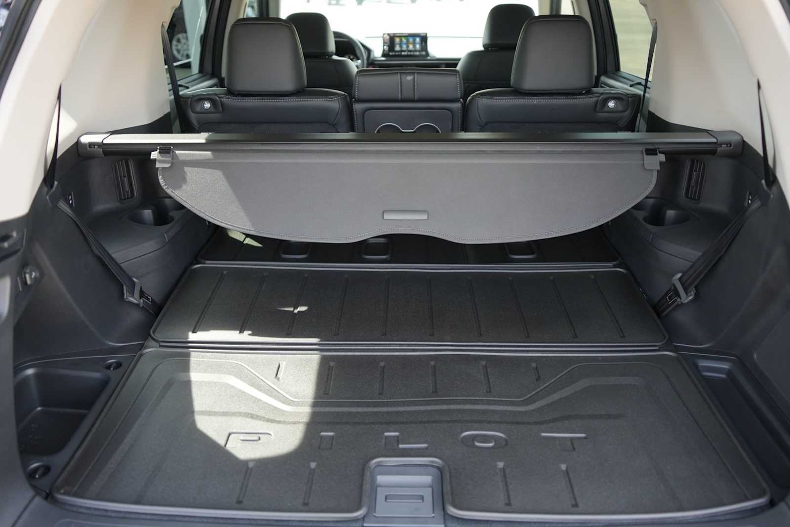 Thumbnail: 2025 Honda Pilot - 19