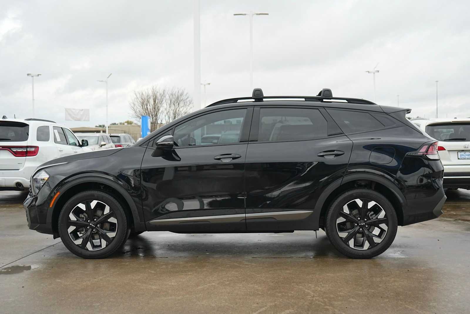 Thumbnail: 2023 Kia Sportage - 3