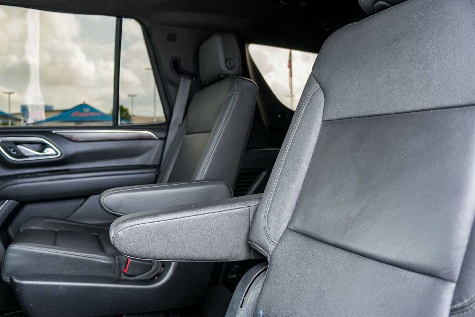 Thumbnail: 2022 Chevrolet Tahoe - 13