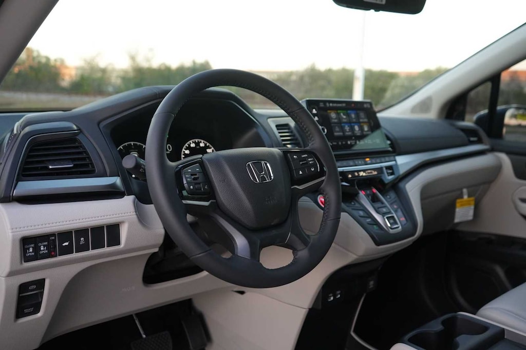 New 2026 Honda Odyssey EX-L Van Passenger