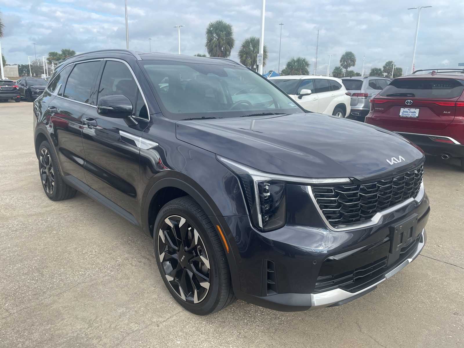 2025 Kia Sorento EX photo 4