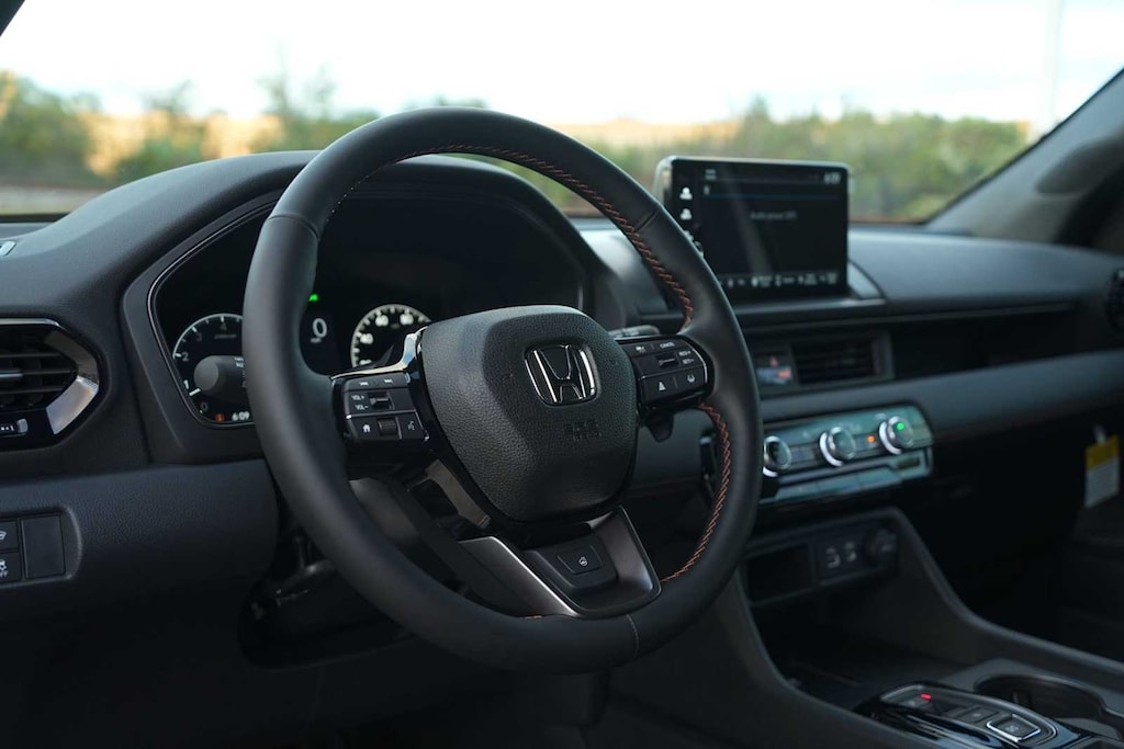 New 2025 Honda Pilot TrailSport SUV