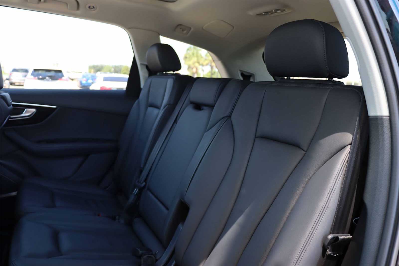 Thumbnail: 2024 Audi Q7 - 15