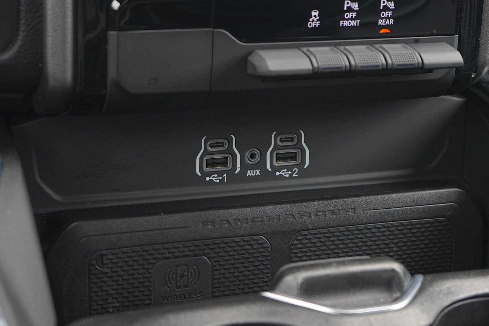 Thumbnail: 2025 RAM 1500 - 21
