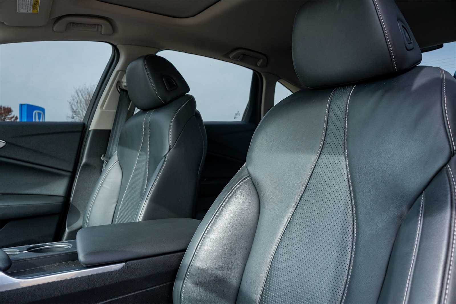 Thumbnail: 2023 Acura TLX - 11