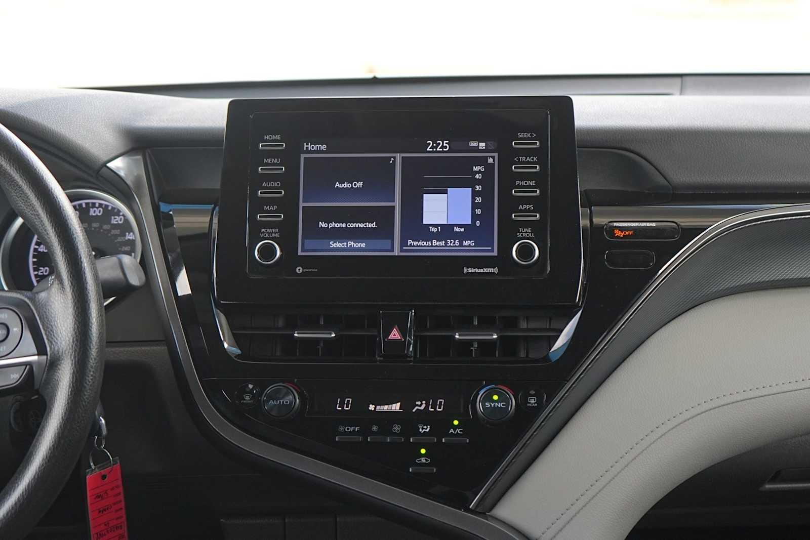 Thumbnail: 2024 Toyota Camry - 19