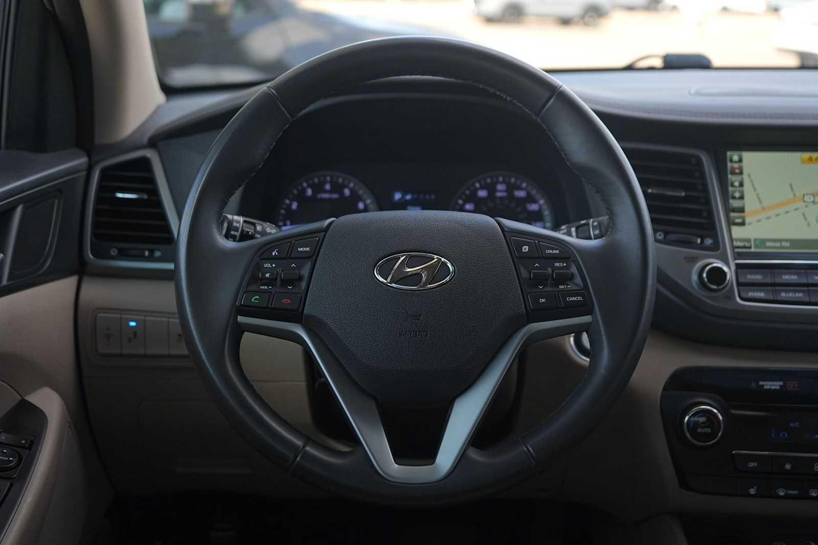 Thumbnail: 2017 Hyundai Tucson - 15
