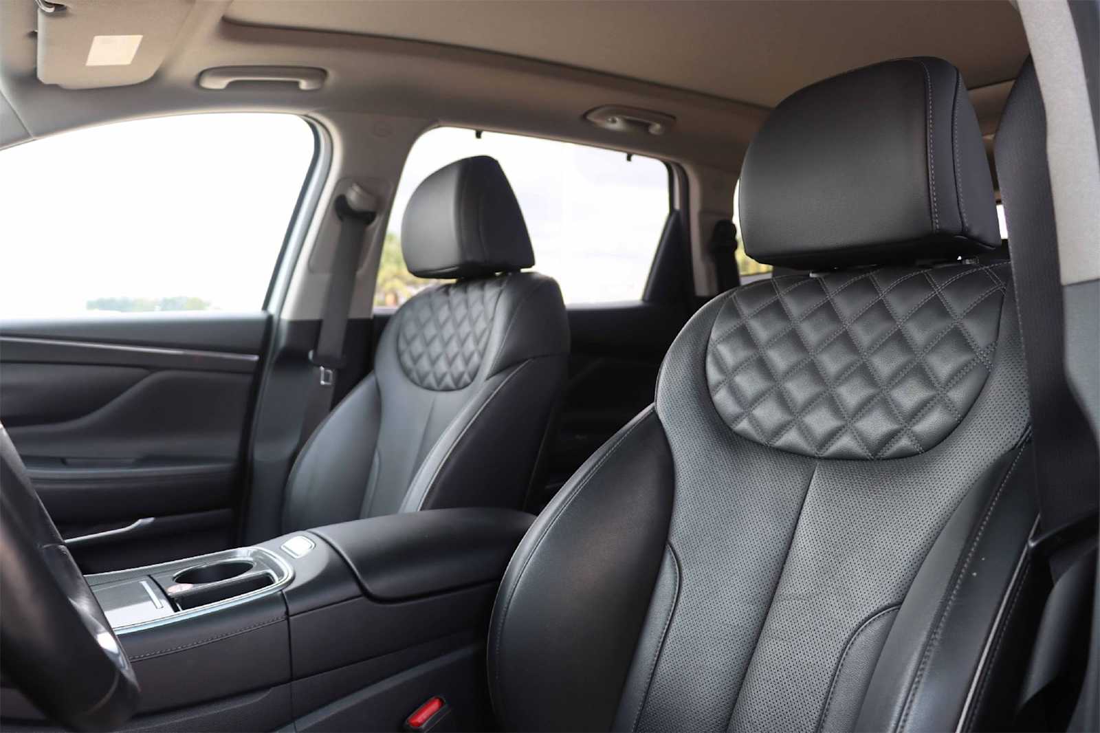 Thumbnail: 2023 Hyundai Santa Fe - 10