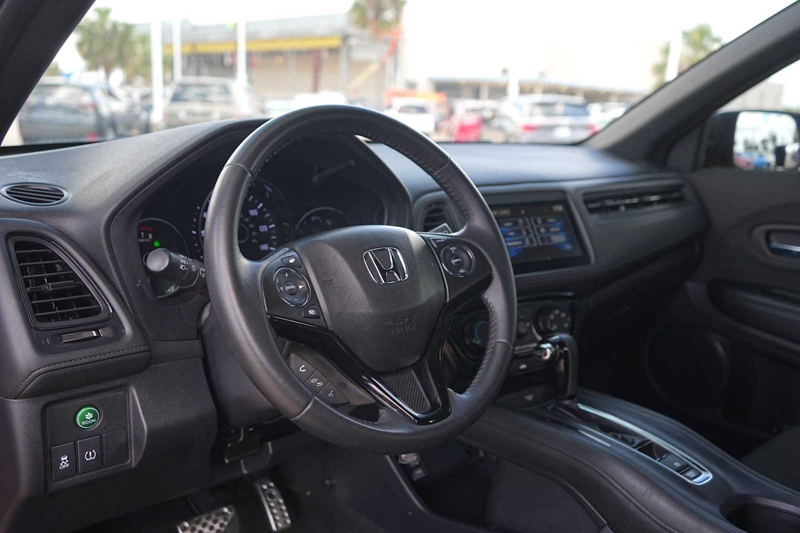 Thumbnail: 2019 Honda HR-V - 2
