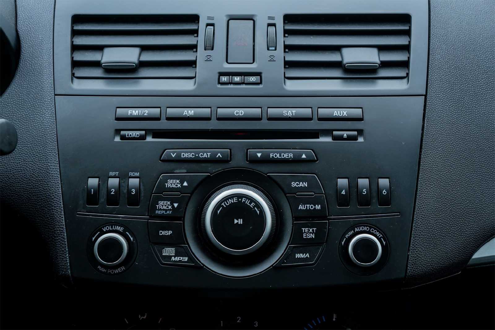 Thumbnail: 2012 Mazda Mazda3 - 16