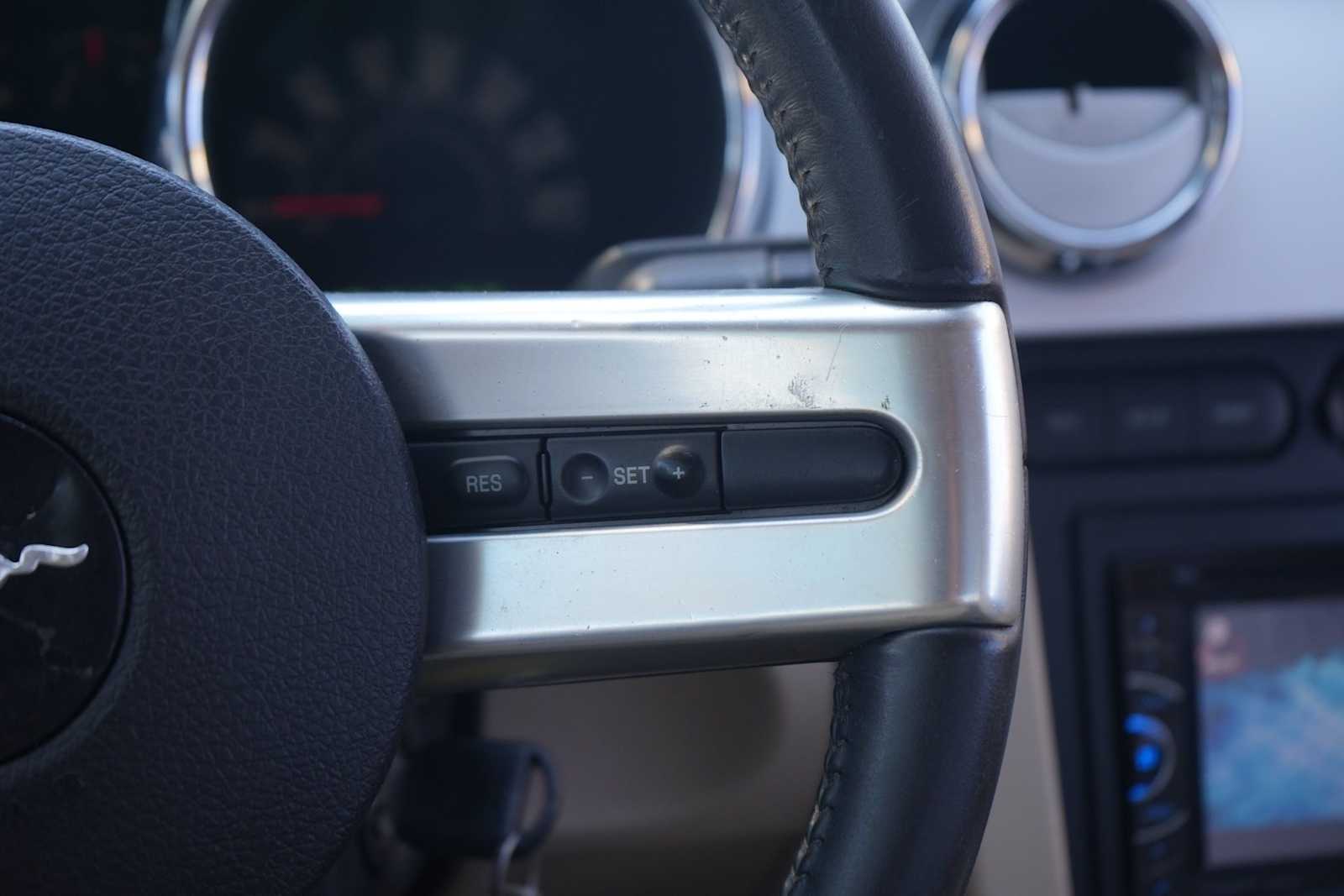 Thumbnail: 2007 Ford Mustang - 22