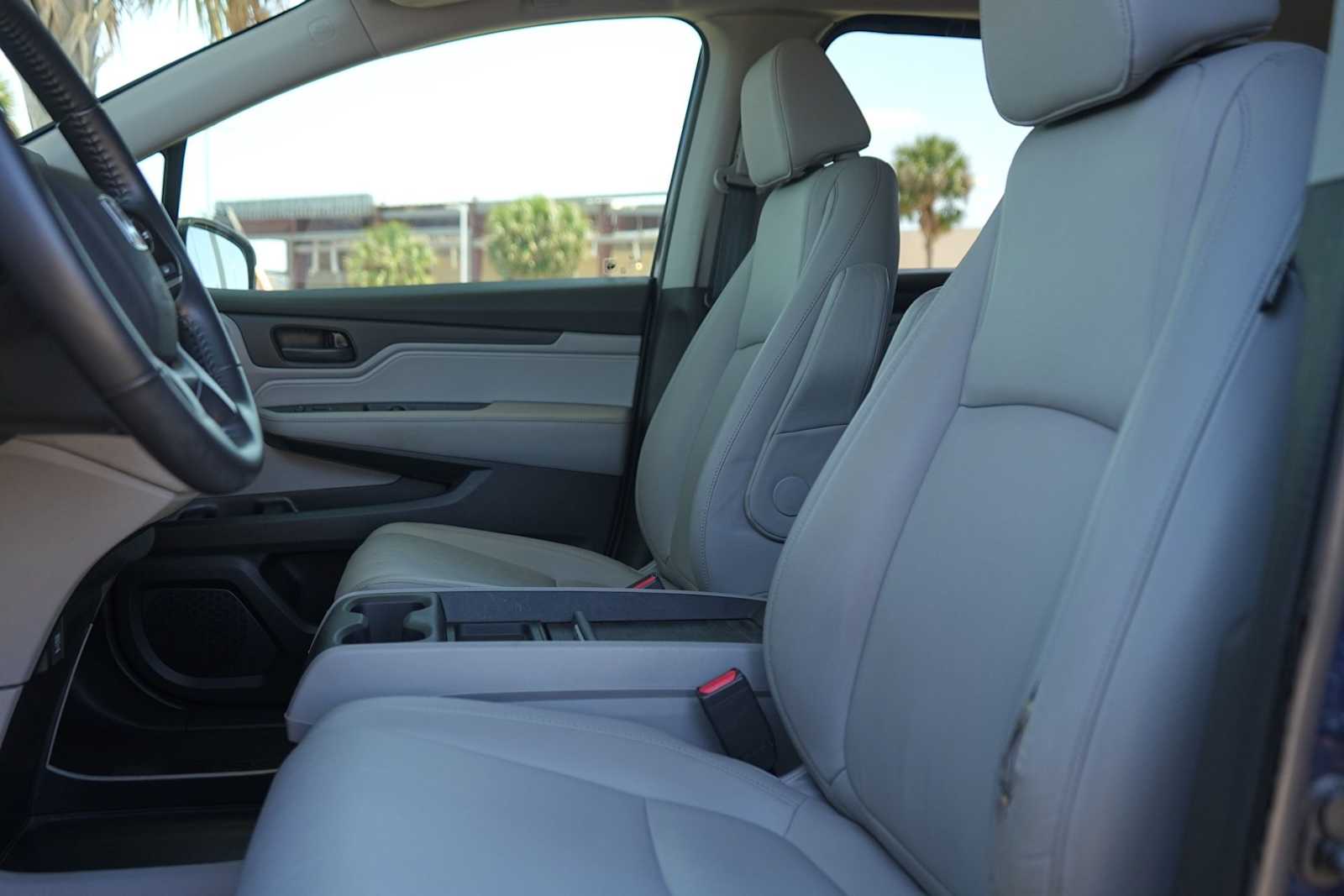 Thumbnail: 2018 Honda Odyssey - 11