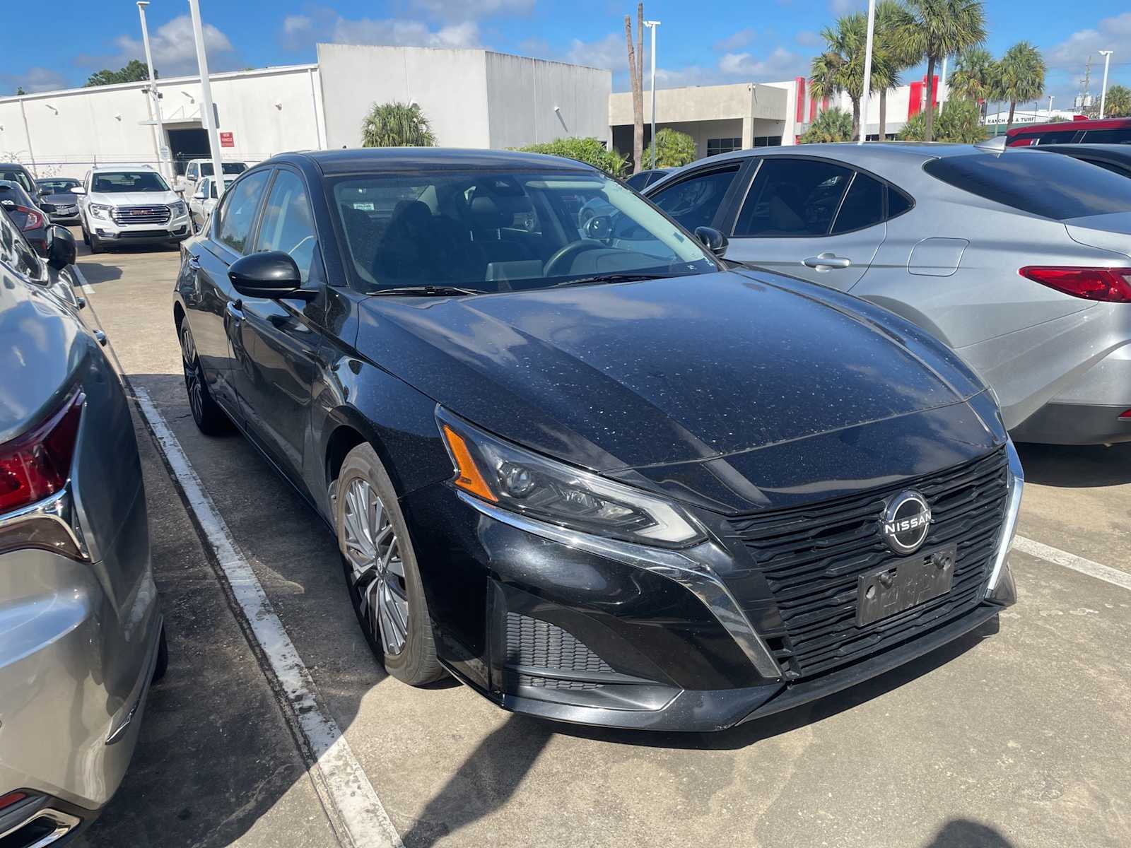 Thumbnail: 2023 Nissan Altima - 5