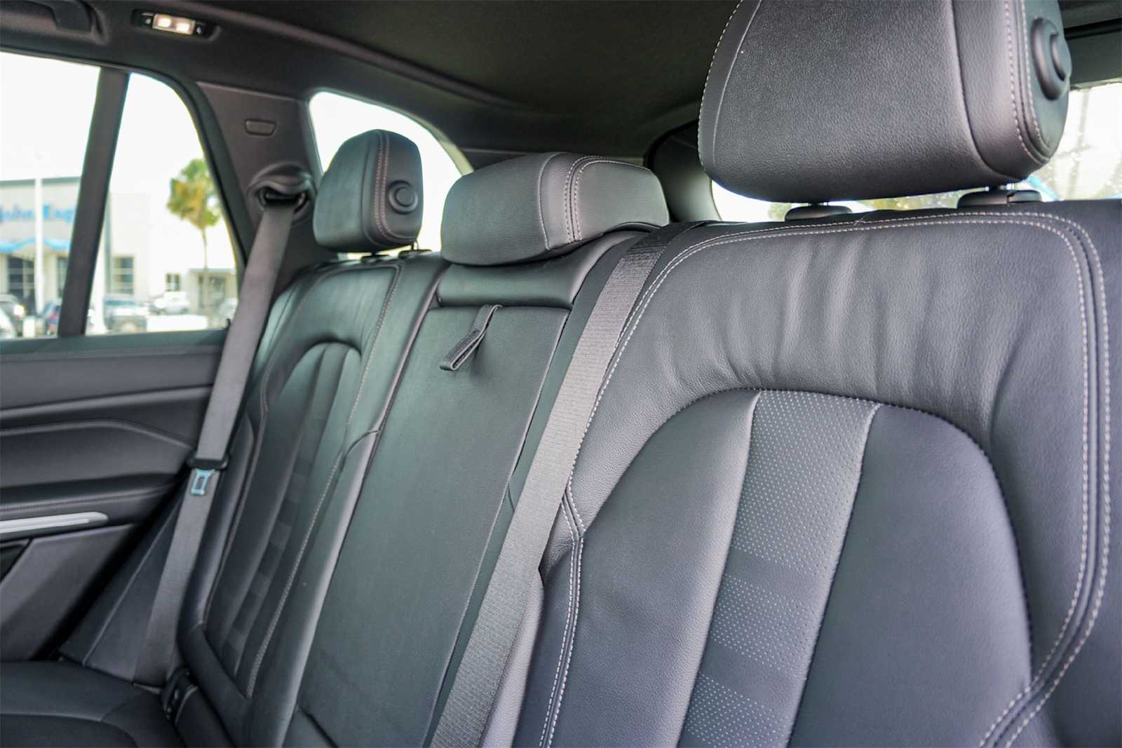 Thumbnail: 2022 BMW X5 - 13