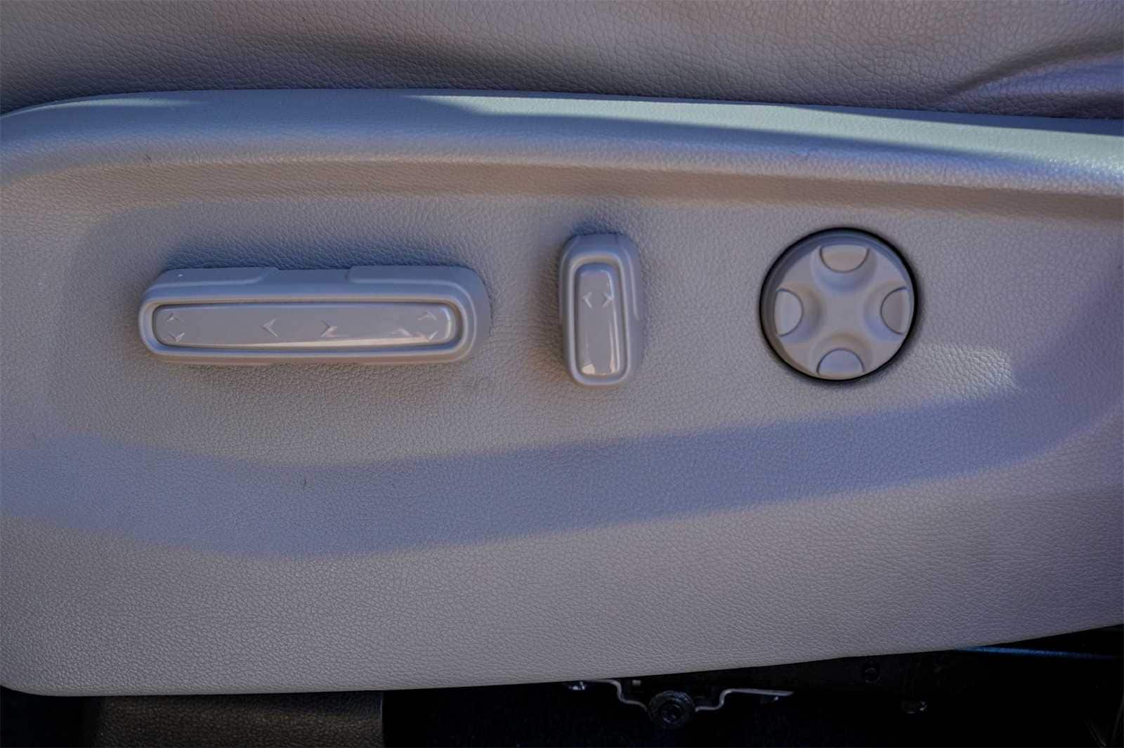 Thumbnail: 2024 Honda Odyssey - 21