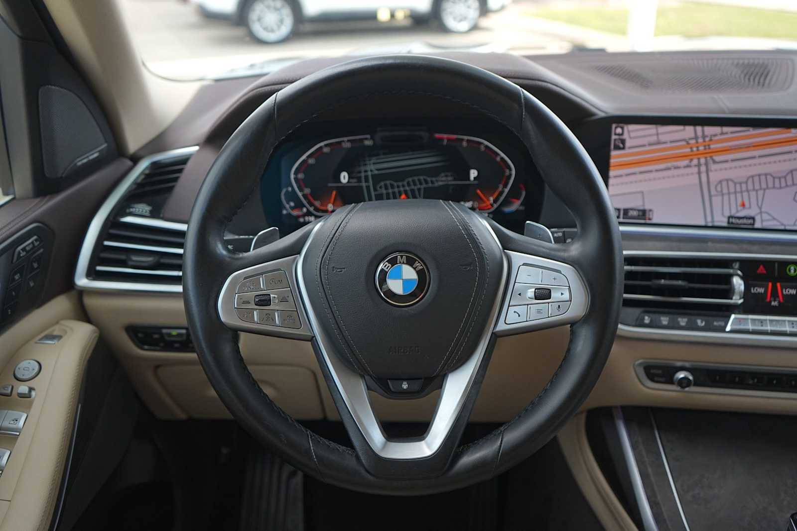 Thumbnail: 2019 BMW X7 - 22