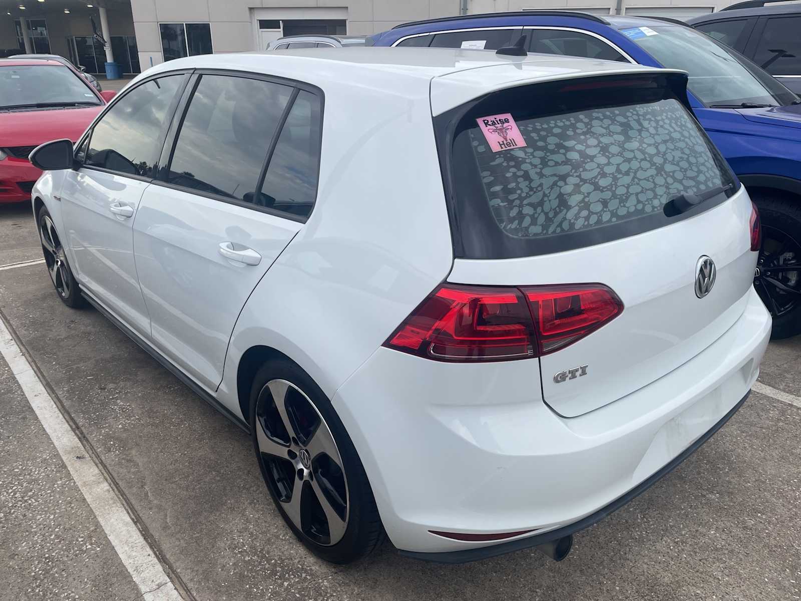 Thumbnail: 2017 Volkswagen Golf - 2