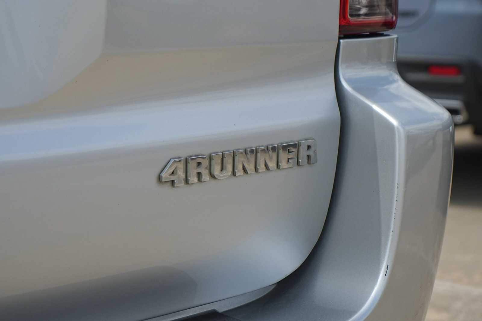 Thumbnail: 2008 Toyota 4Runner - 8