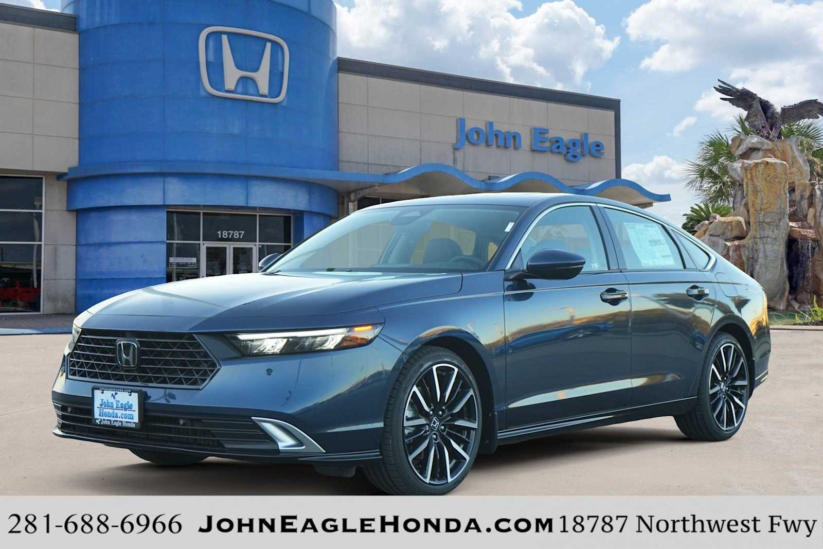 2025 Honda Accord Hybrid Touring's photo