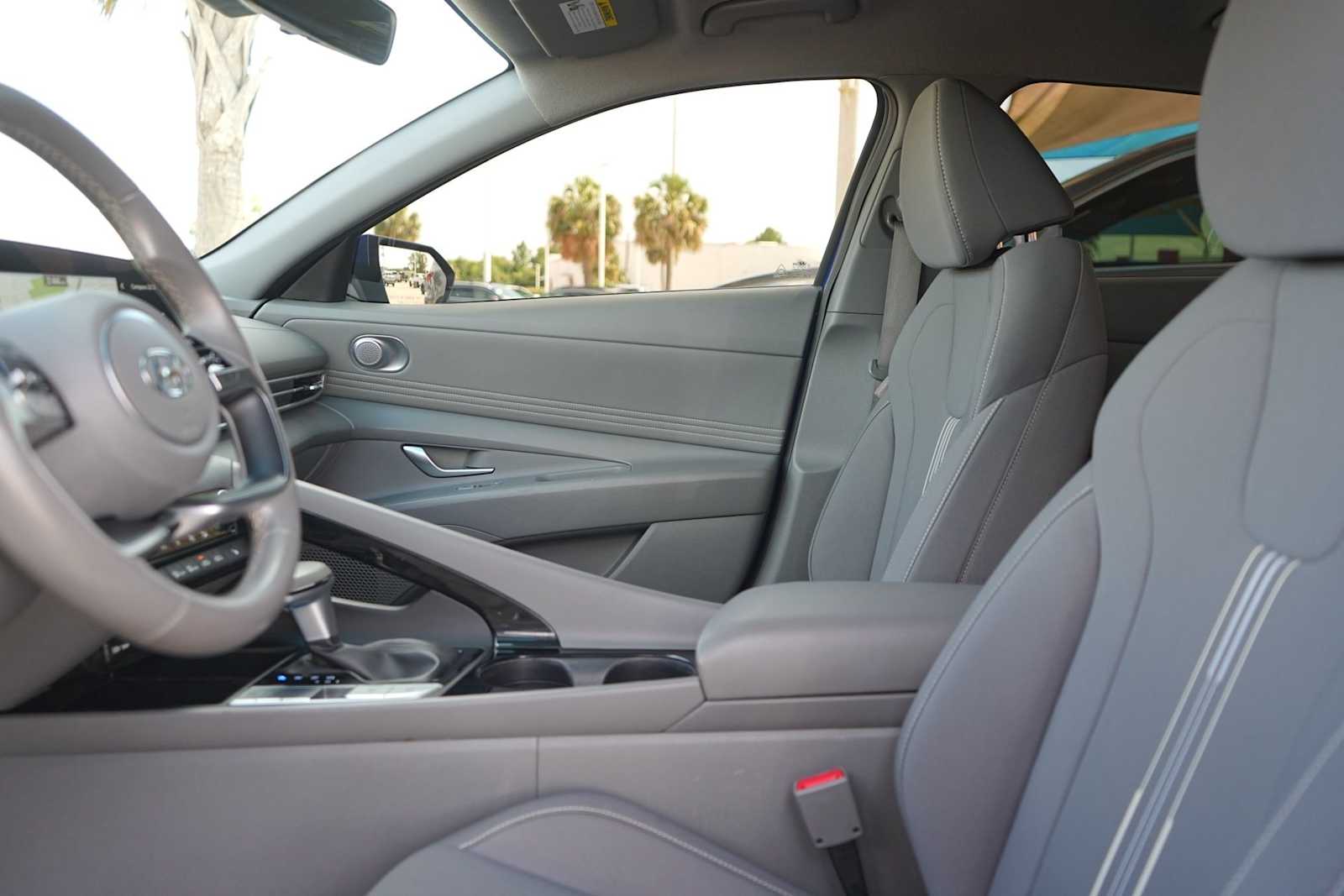 Thumbnail: 2023 Hyundai Elantra - 11