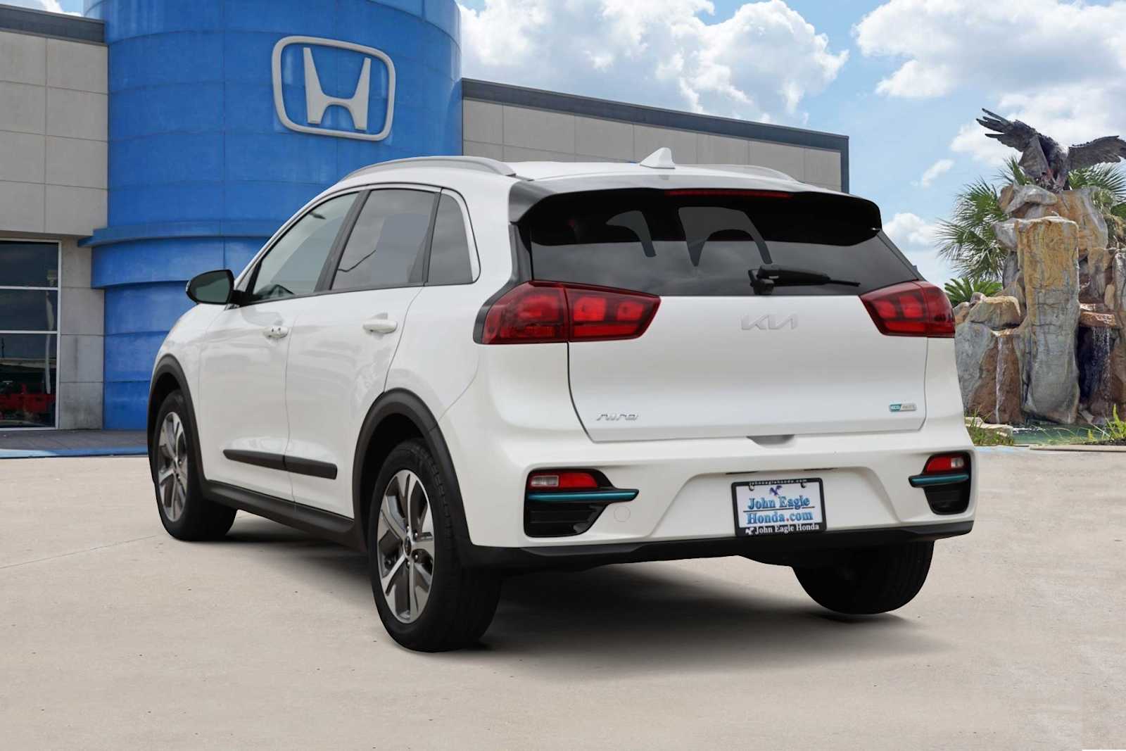 2022 Kia Niro S 4