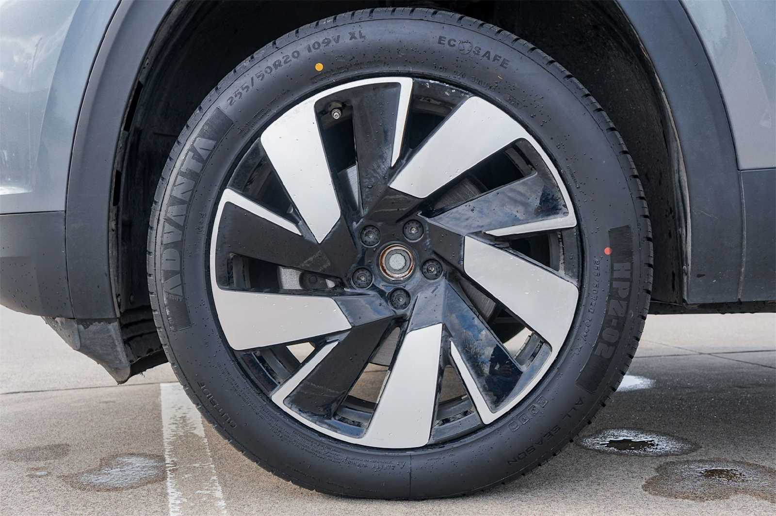 Thumbnail: 2024 Volkswagen Atlas - 8