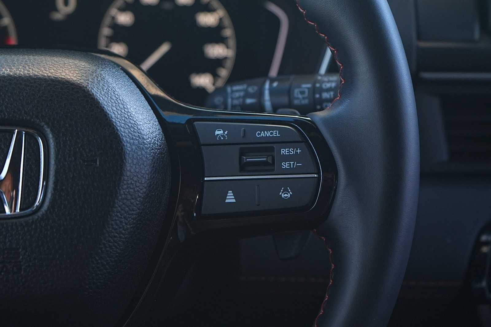 Thumbnail: 2025 Honda Pilot - 18