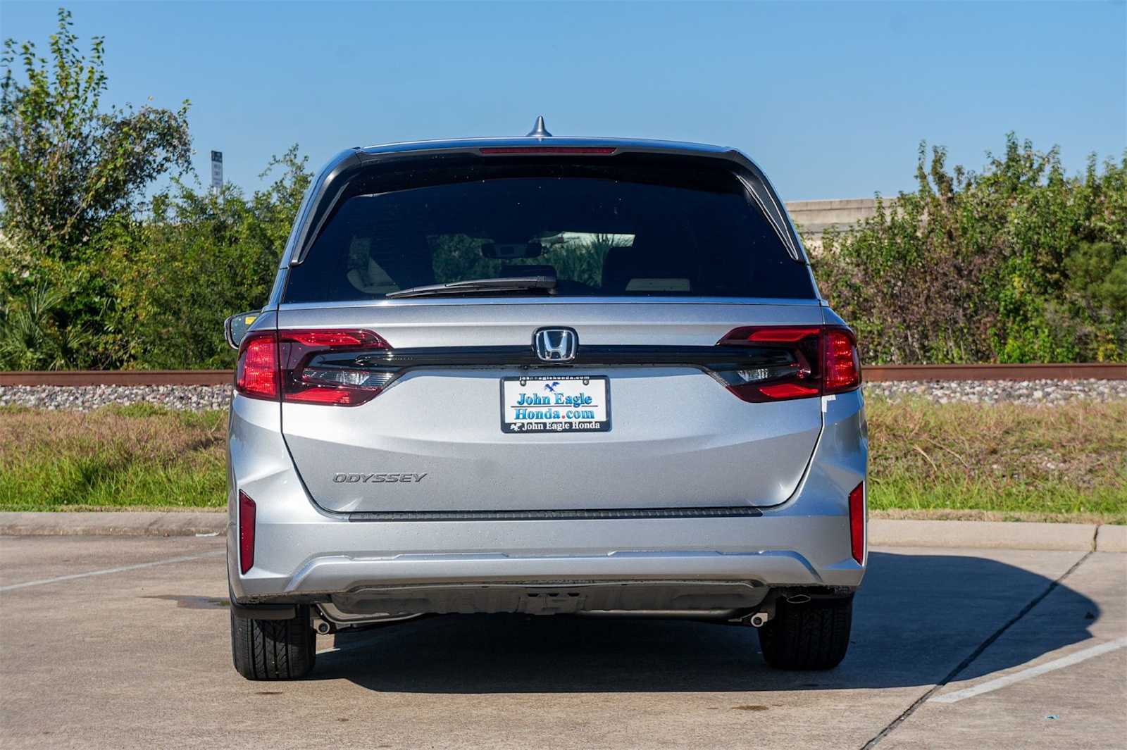 Thumbnail: 2026 Honda Odyssey - 5