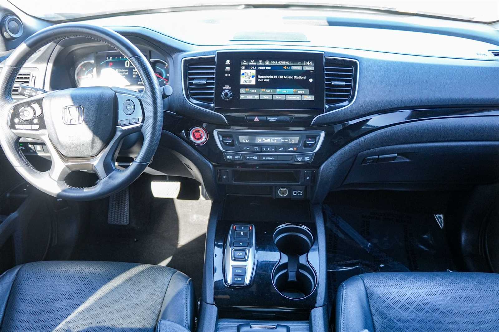 Thumbnail: 2019 Honda Passport - 10