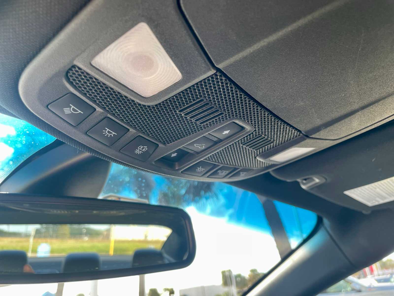 Thumbnail: 2019 Lincoln MKZ - 16