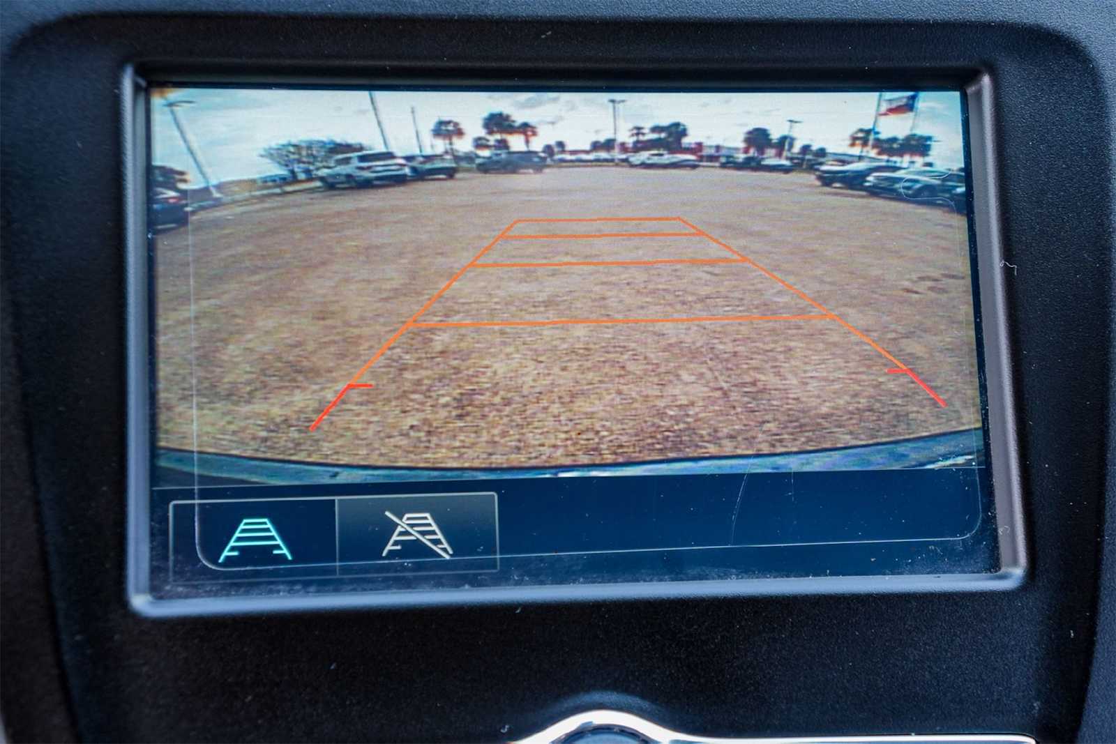 Thumbnail: 2018 Chevrolet Equinox - 24