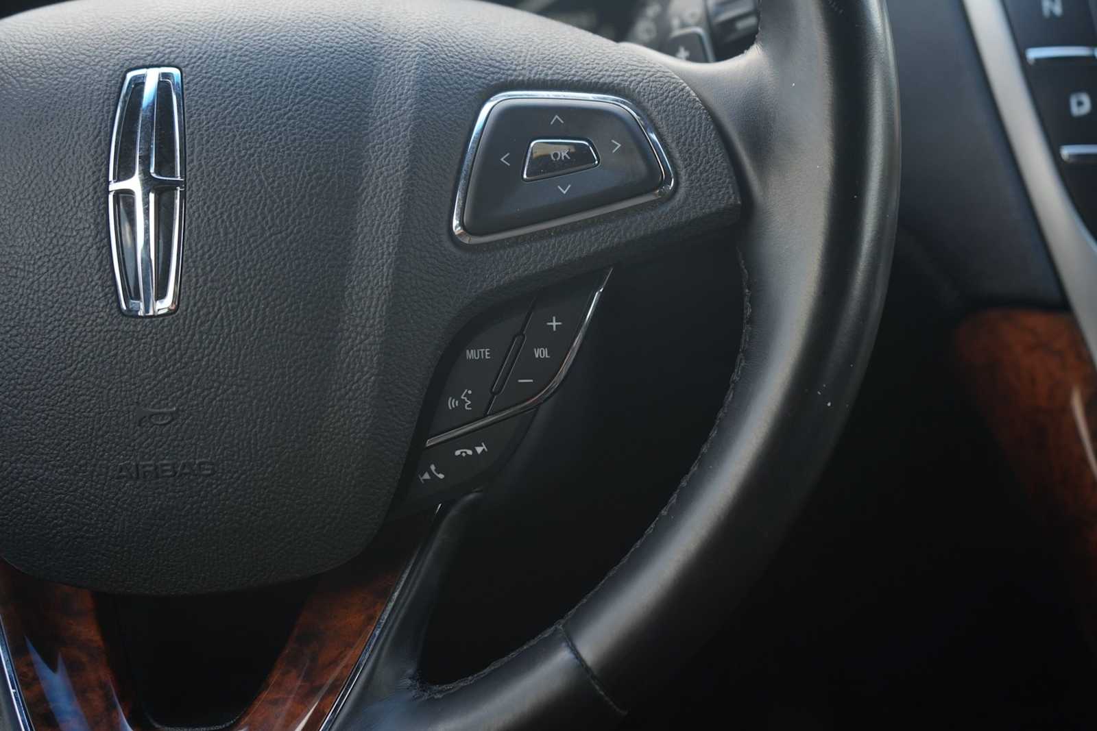 Thumbnail: 2018 Lincoln MKX - 20