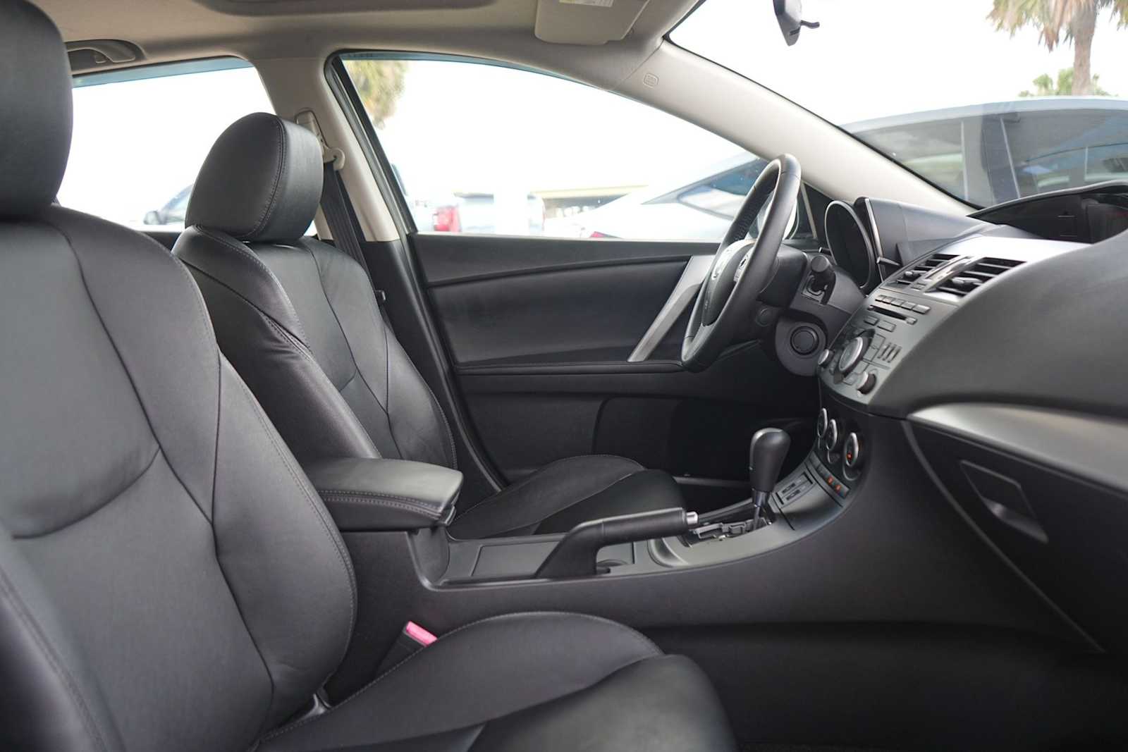 Thumbnail: 2012 Mazda Mazda3 - 15
