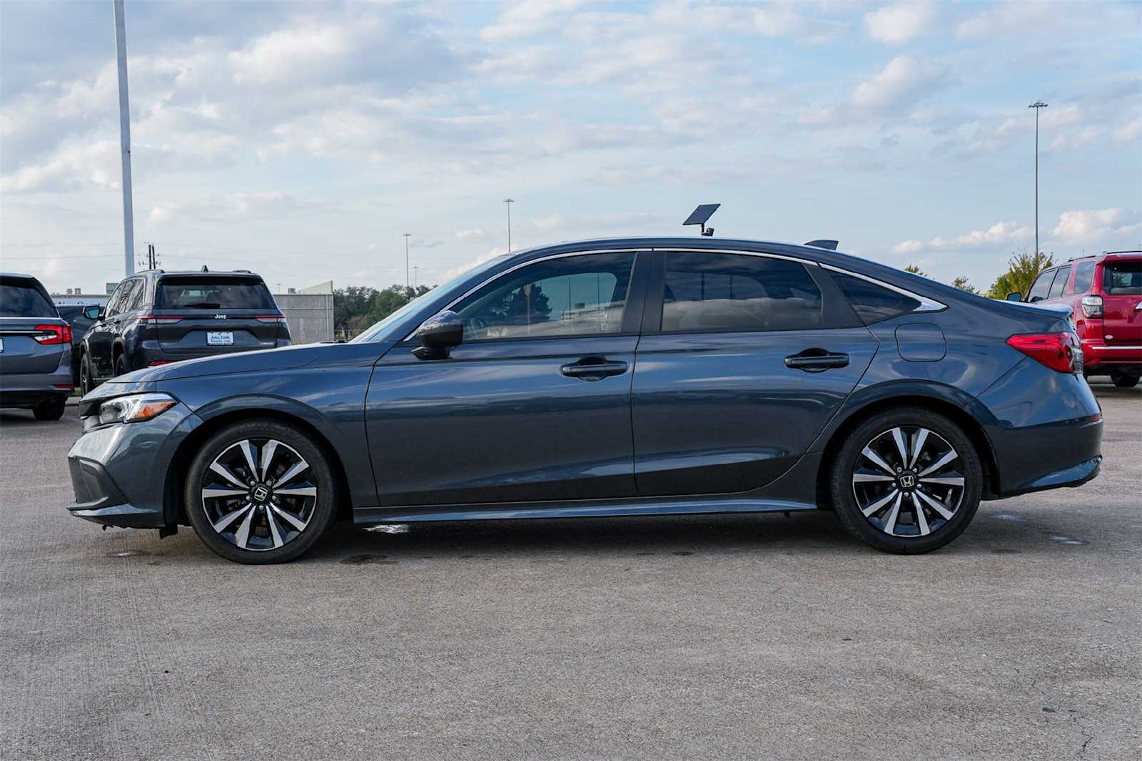 Thumbnail: 2024 Honda Civic - 3