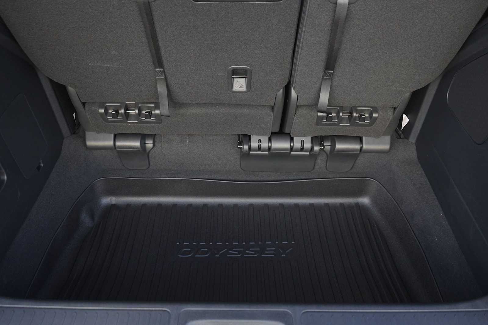Thumbnail: 2026 Honda Odyssey - 19