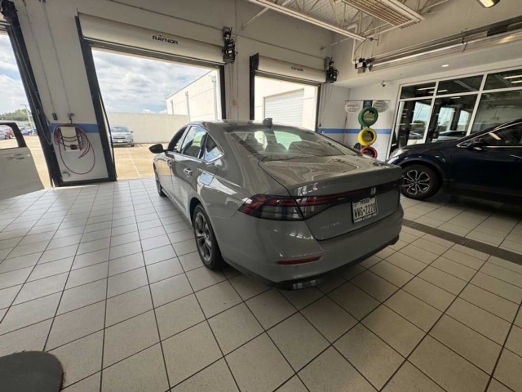 Used 2025 Honda Accord Hybrid EX-L Sedan