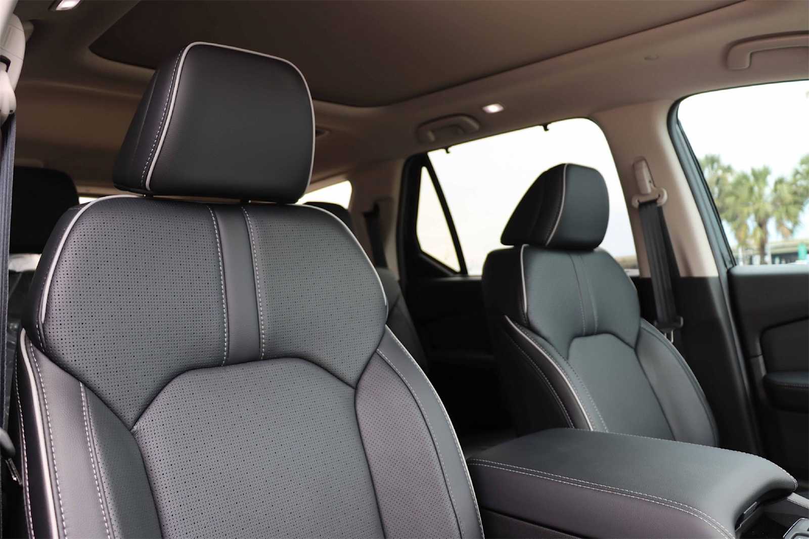 Thumbnail: 2025 Honda Pilot - 12