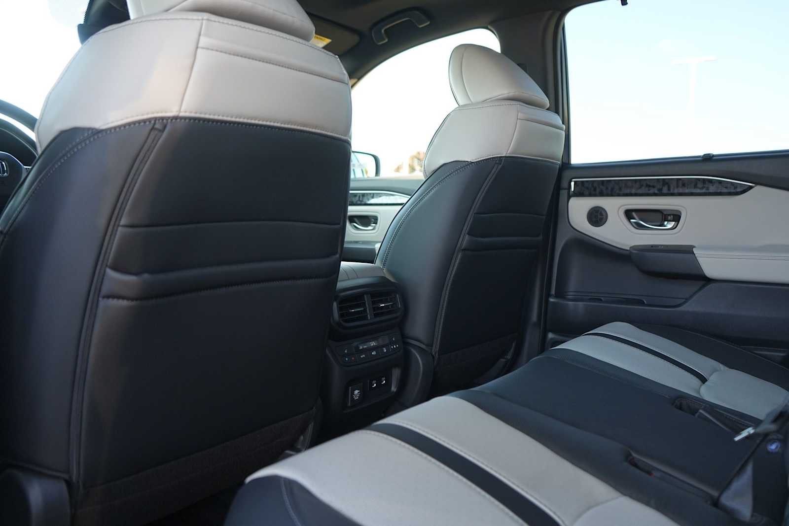 Thumbnail: 2026 Honda Passport - 12