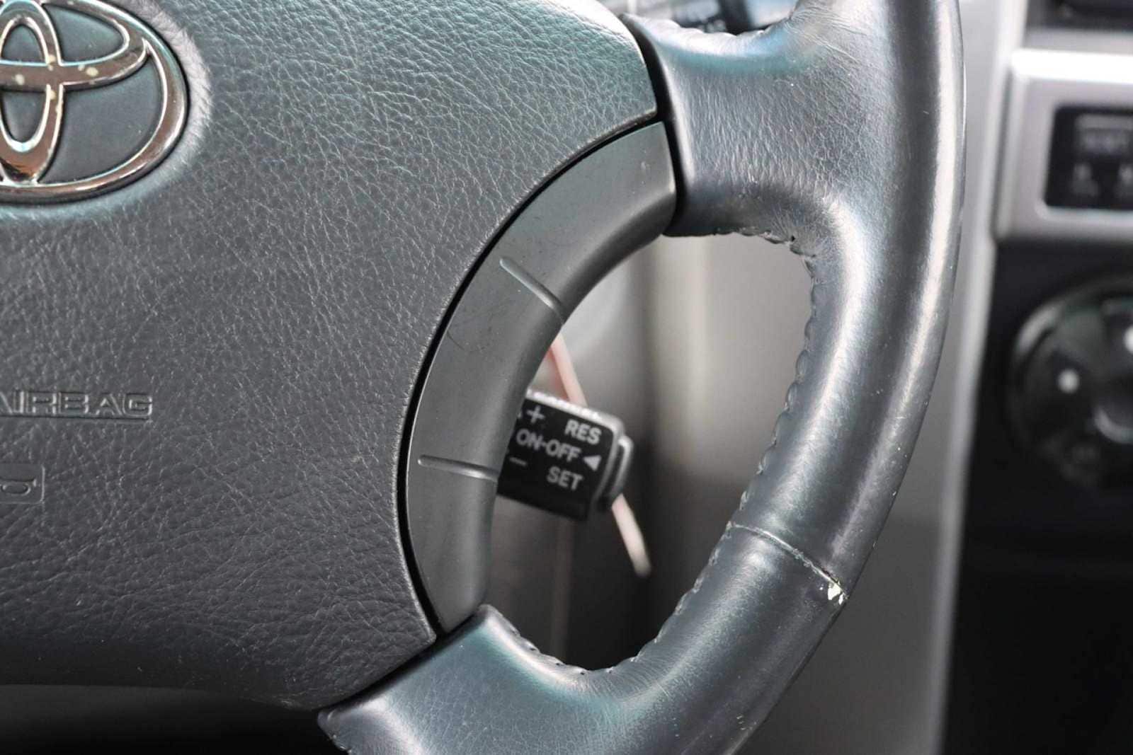 Thumbnail: 2003 Toyota 4Runner - 21