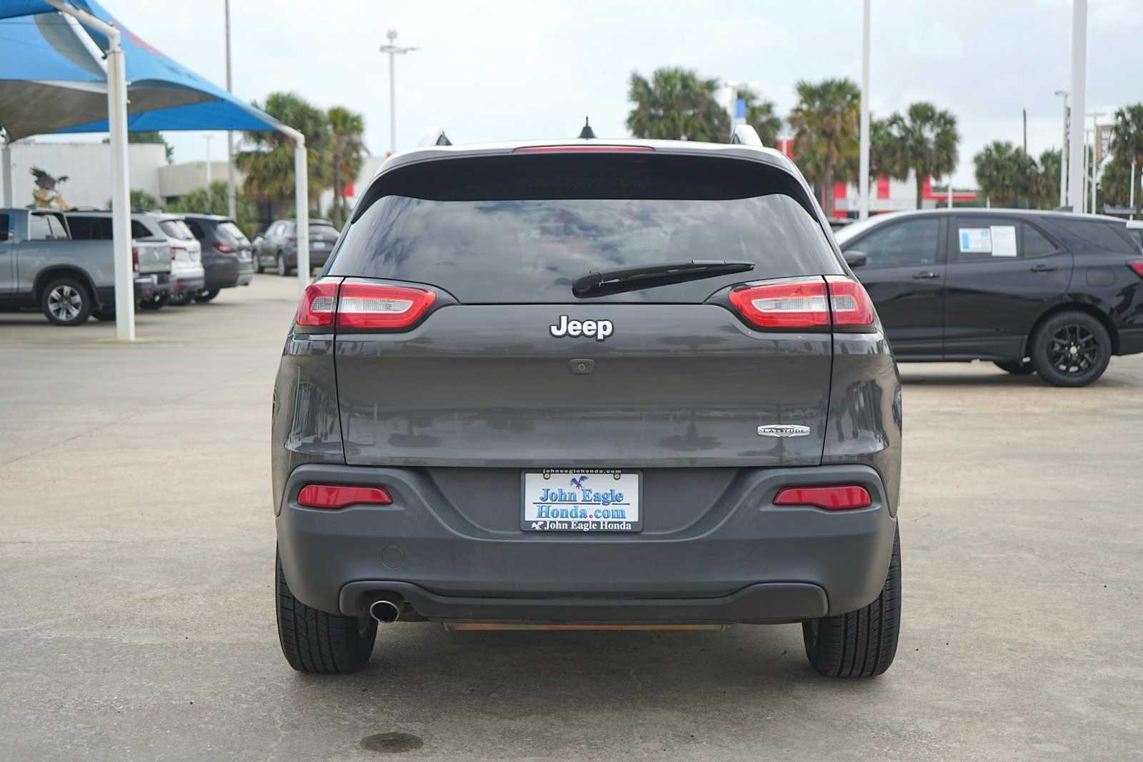 Thumbnail: 2016 Jeep Cherokee - 5