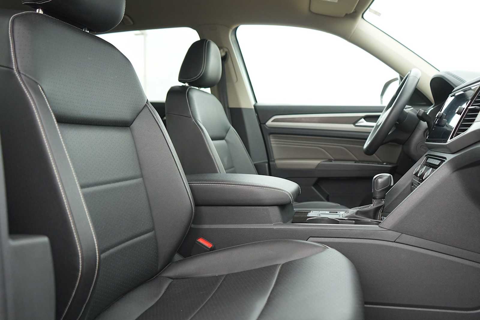 Thumbnail: 2023 Volkswagen Atlas - 15